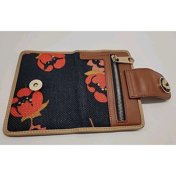 SPARTINA 449 Wallet Mary Lavinia Bifold Canvas Leather Logo W/ Zipped Coin Pockt - Picture 8 of 12